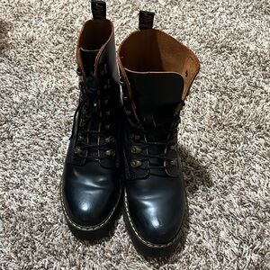 Dr Marten Leona Platform Lace-Up Boots